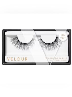 NIB Velour Vegan Luxe Lashes - Can’t Be Tamed - One Size 10-13mm